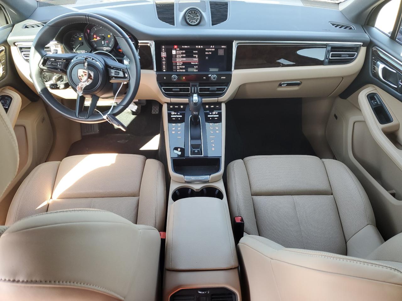 2024 PORSCHE MACAN BASE VIN:WP1AA2A50RLB15313