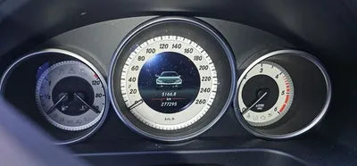 2016 Mercedes-Benz E 220 VIN: