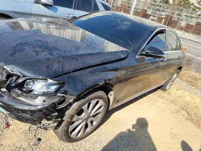 2020 Mercedes-Benz E 300 W1KZF4KB8LA824778 VIN:W1KZF4KB8LA824778