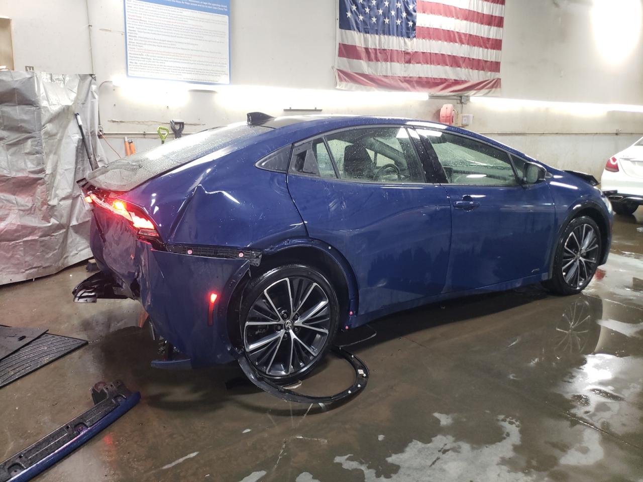2023 TOYOTA PRIUS LE VIN:JTDADABU1P3006459