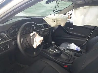 2016 BMW 320 WBA8C5108GK641396 VIN:WBA8C5108GK641396