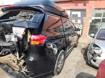 2015 Kia Carnival VIN: