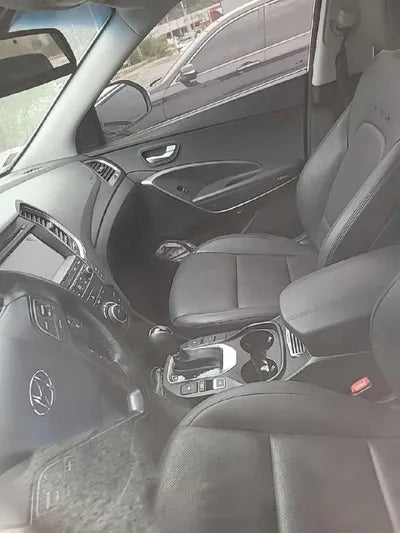 2017 Hyundai Santa FE VIN: