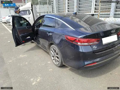 2016 Kia K5 KNAGU415GGA057624 VIN:KNAGU415GGA057624