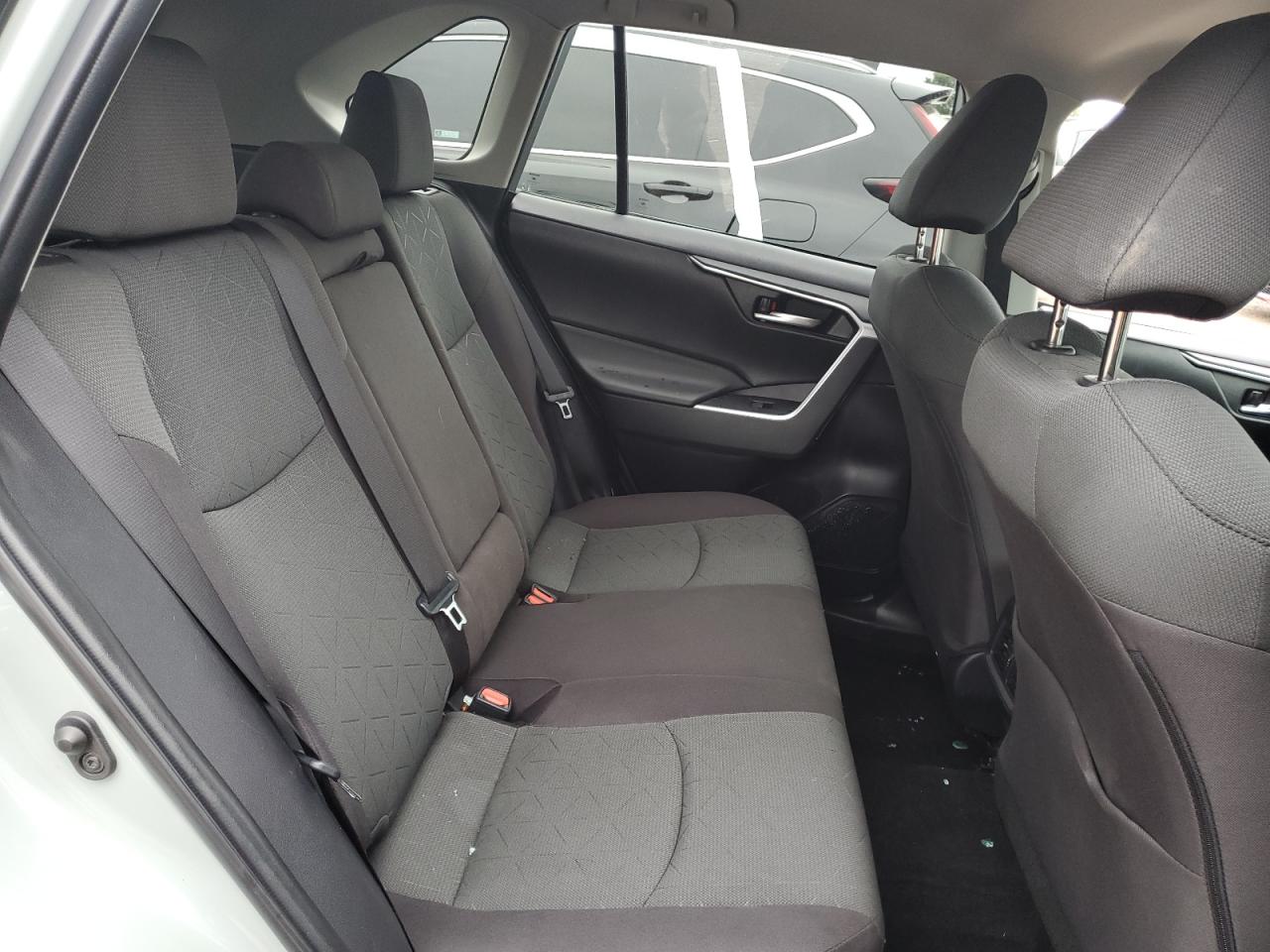 2023 TOYOTA RAV4 XLE VIN:2T3P1RFV9PW354902