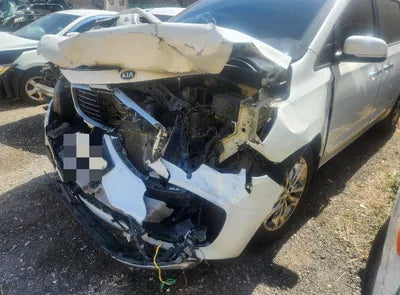 2016 Kia Carnival VIN: