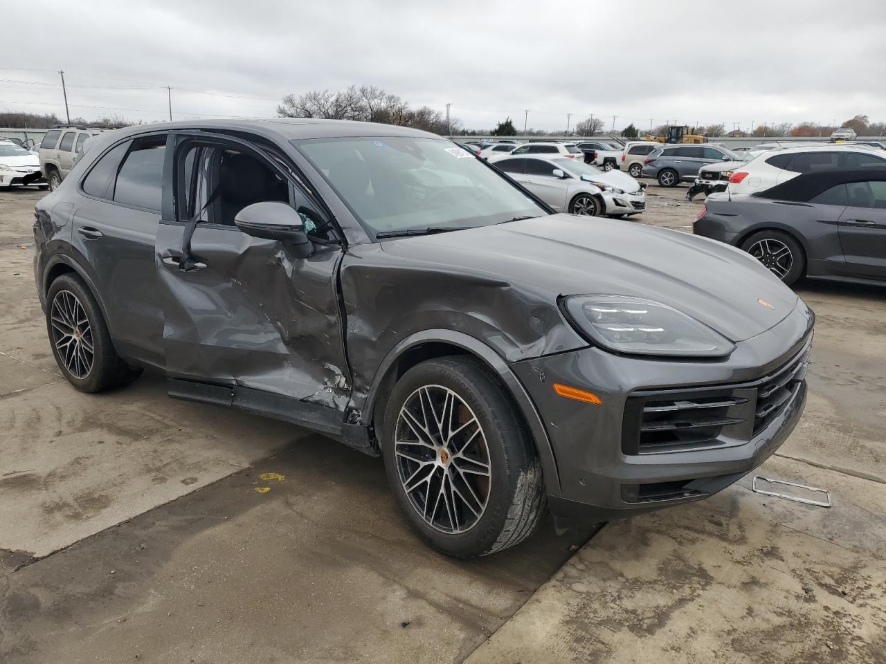 2024 PORSCHE CAYENNE  VIN:WP1AA2AY2RDA03438