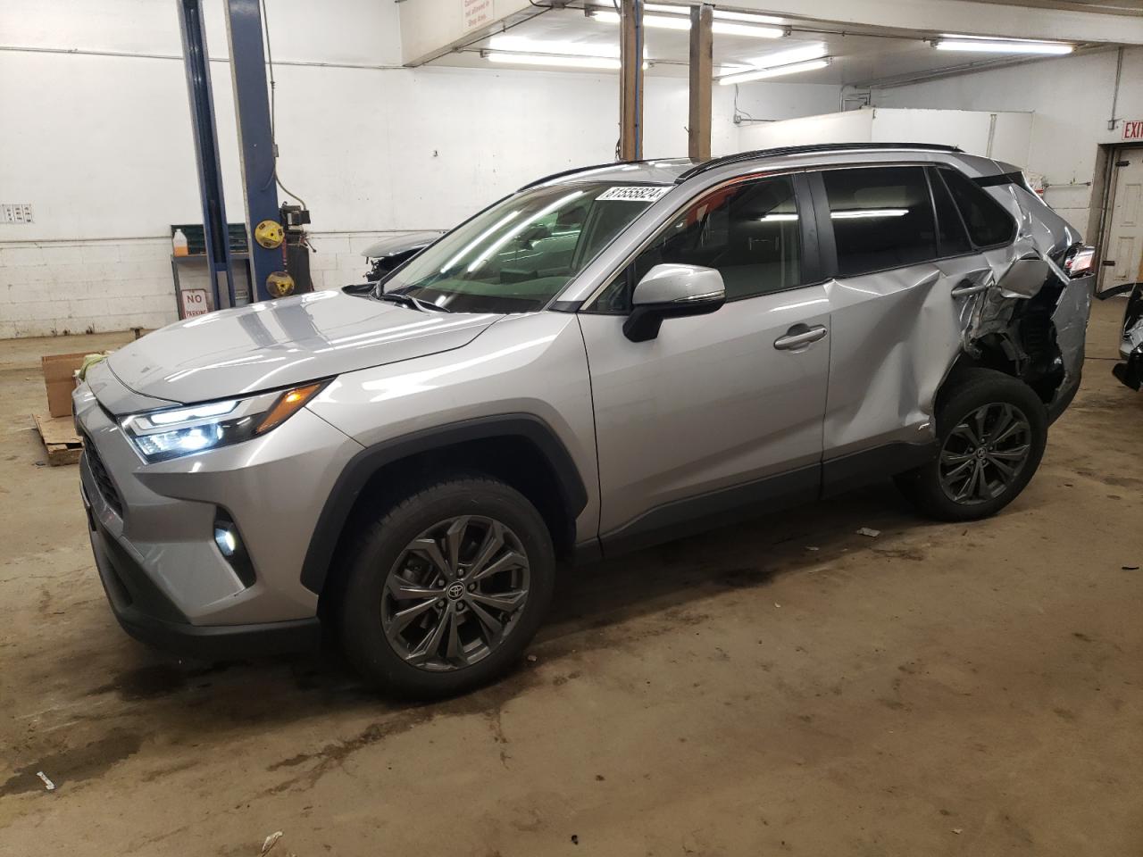 2022 TOYOTA RAV4 XLE PREMIUM VIN:JTMB6RFV7ND054247