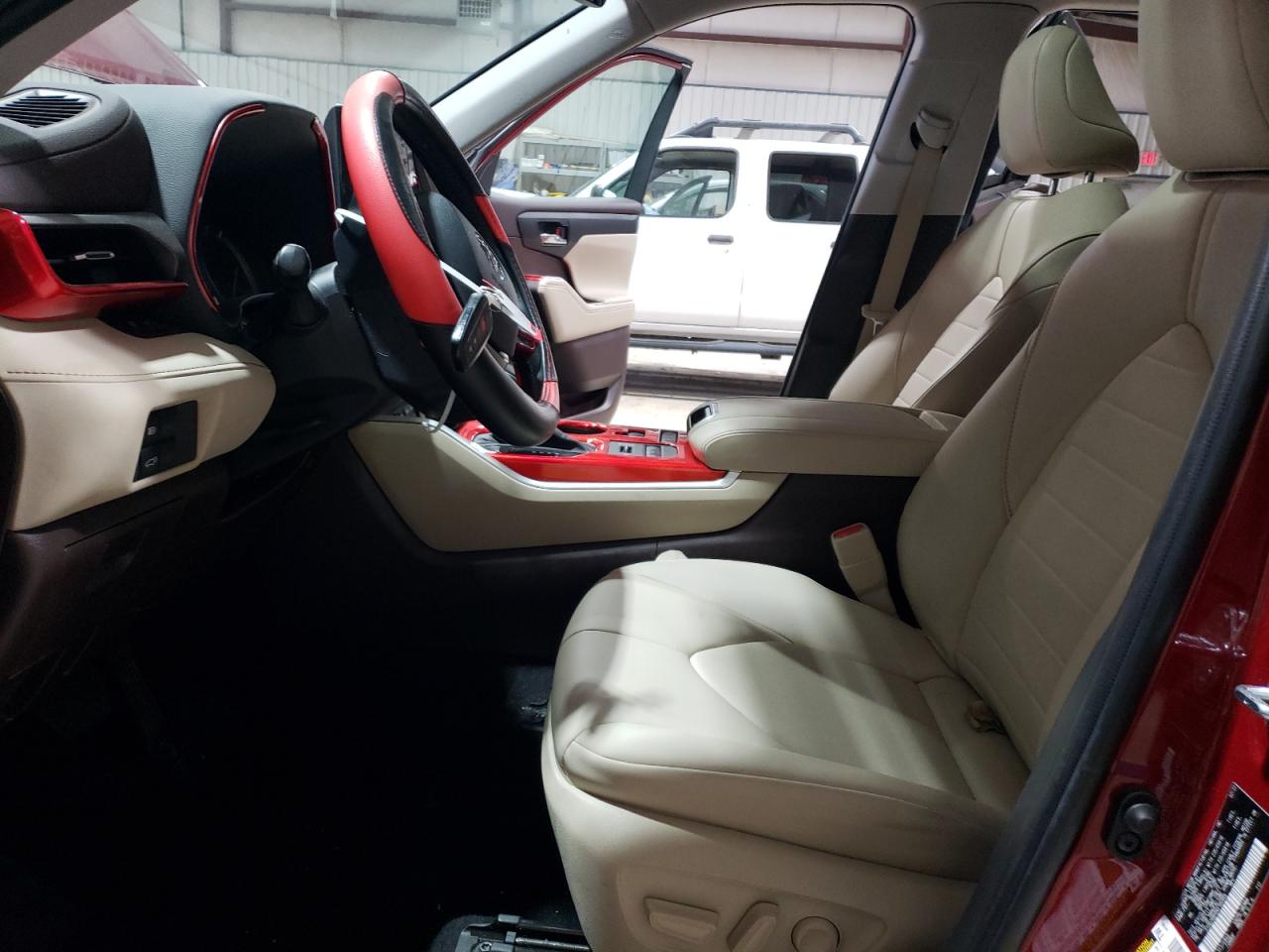 2022 TOYOTA HIGHLANDER XLE VIN:5TDGZRBHXNS195959