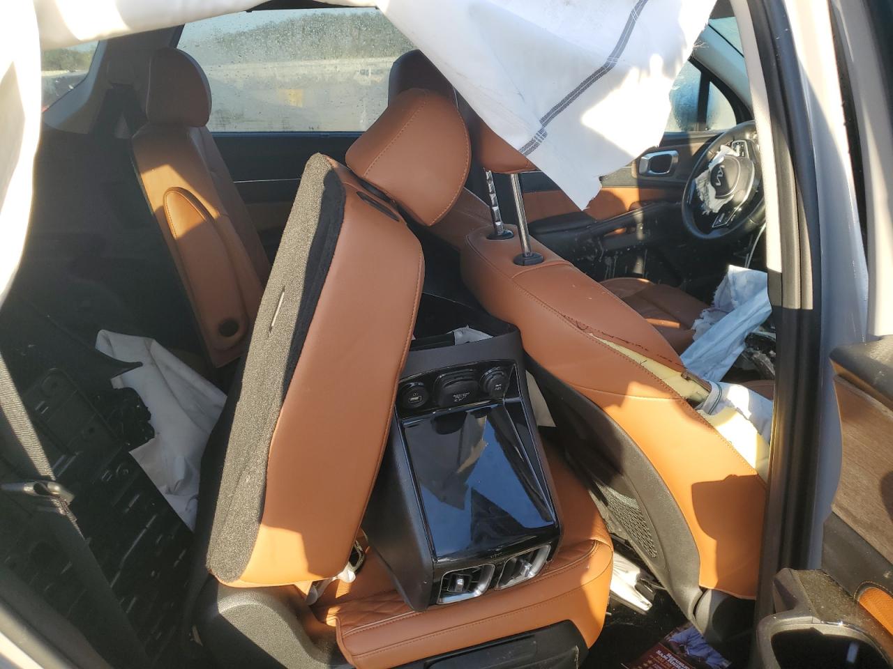 2023 KIA SORENTO SX VIN:5XYRKDLF7PG177075