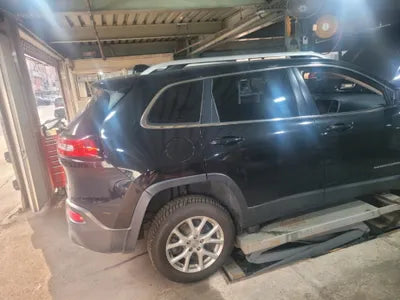 2016 Jeep Cherokee VIN: