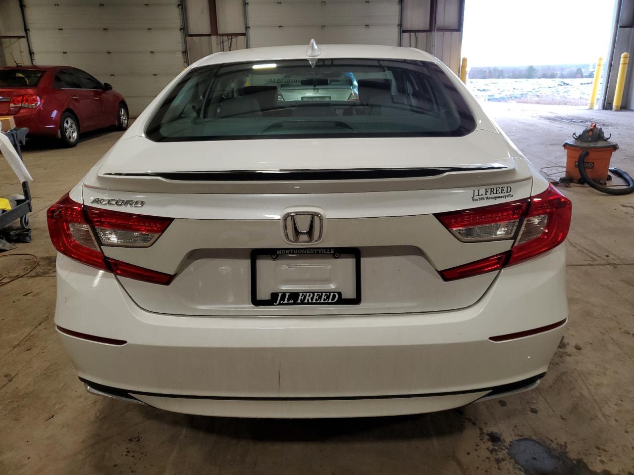 2022 HONDA ACCORD LX VIN:1HGCV1F1XNA033353