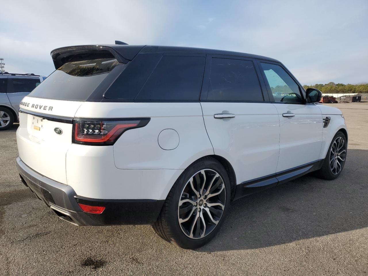 2022 LAND ROVER RANGE ROVER SPORT HSE SILVER EDITION VIN:SALWR2SU3NA216110