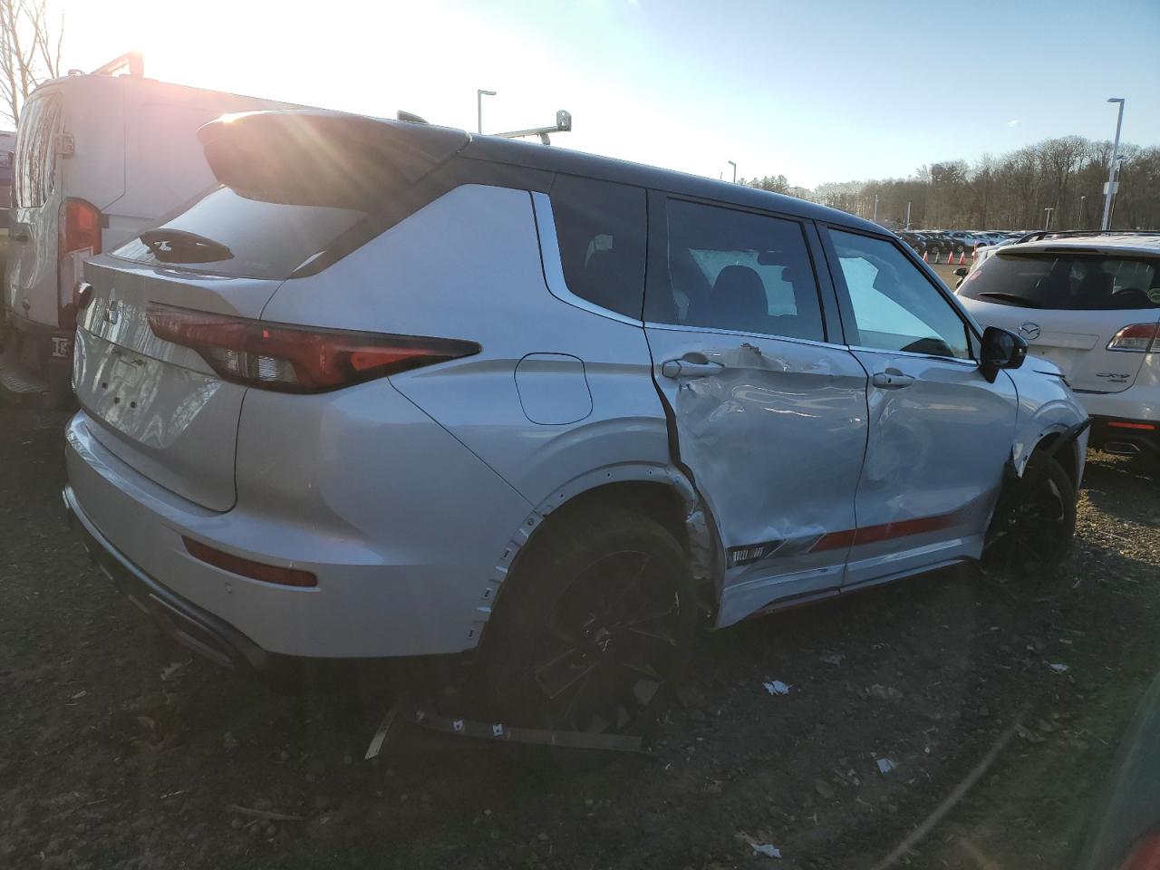 2023 MITSUBISHI OUTLANDER SE VIN:JA4J4UA86PZ053130