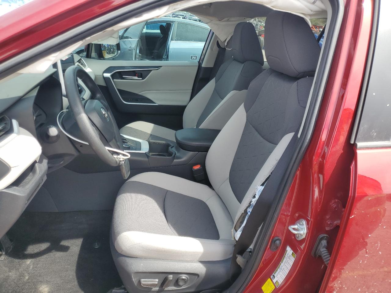2024 TOYOTA RAV4 XLE VIN:4T3RWRFV6RU116213