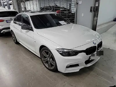 2018 BMW 320 VIN: