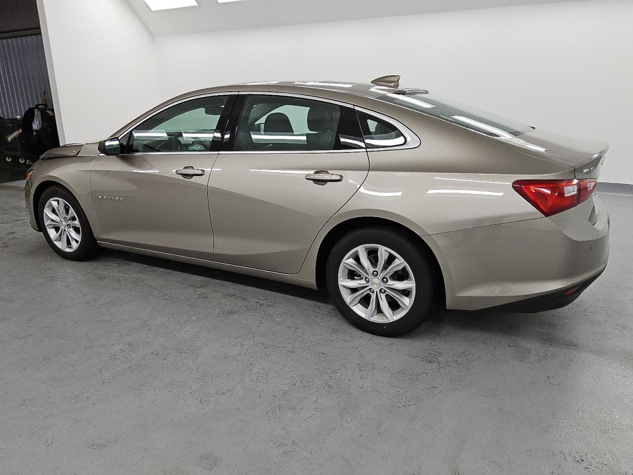 2024 CHEVROLET MALIBU LT VIN:1G1ZD5ST5RF245637