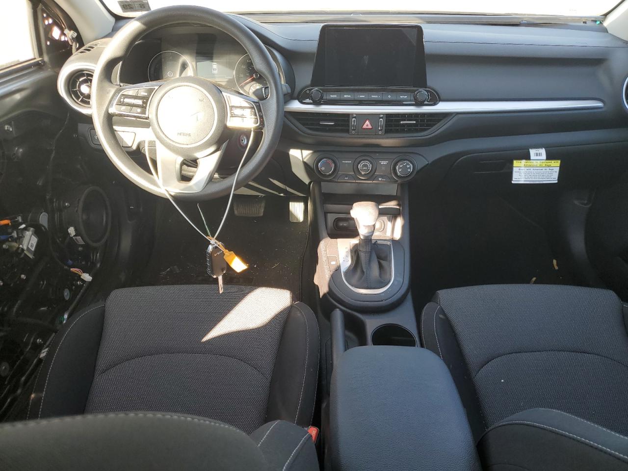 2024 KIA FORTE LX VIN:3KPF24AD3RE805203