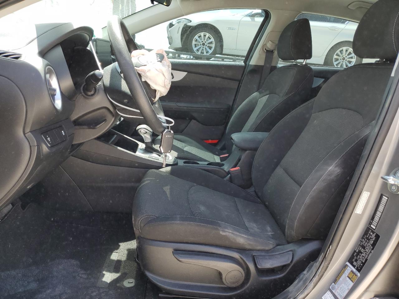 2023 KIA FORTE LX VIN:3KPF24AD7PE644156