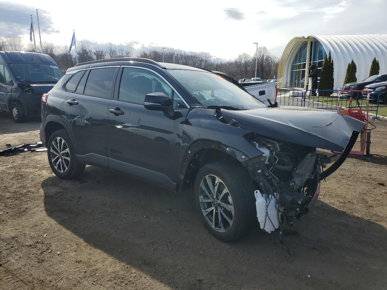 2022 TOYOTA COROLLA CROSS XLE VIN:7MUEAABG8NV038668