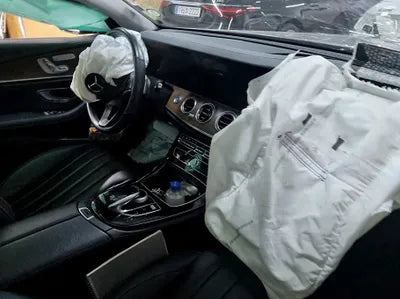 2017 Mercedes-Benz E 300 WDDZF4KB2HA163563 VIN:WDDZF4KB2HA163563