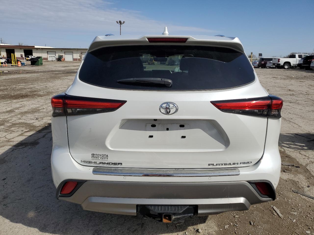 2022 TOYOTA HIGHLANDER PLATINUM VIN:5TDFZRBH0NS207760
