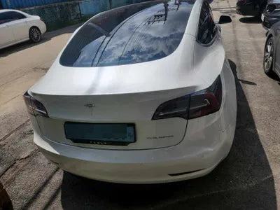 2019 Tesla Model 3 VIN: