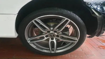 2019 Mercedes-Benz E 220 WDD1K1EB5KF105895 VIN:WDD1K1EB5KF105895