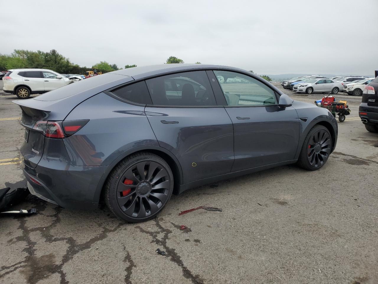 2023 TESLA MODEL Y  VIN:7SAYGDEF4PF937435