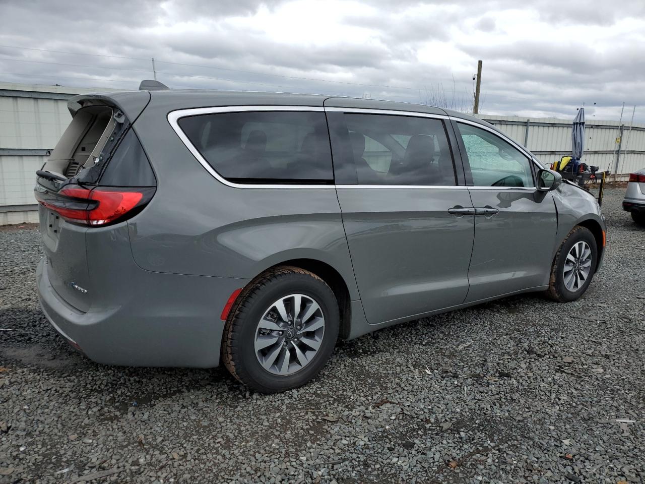 2022 CHRYSLER PACIFICA HYBRID TOURING L VIN:2C4RC1L73NR206908