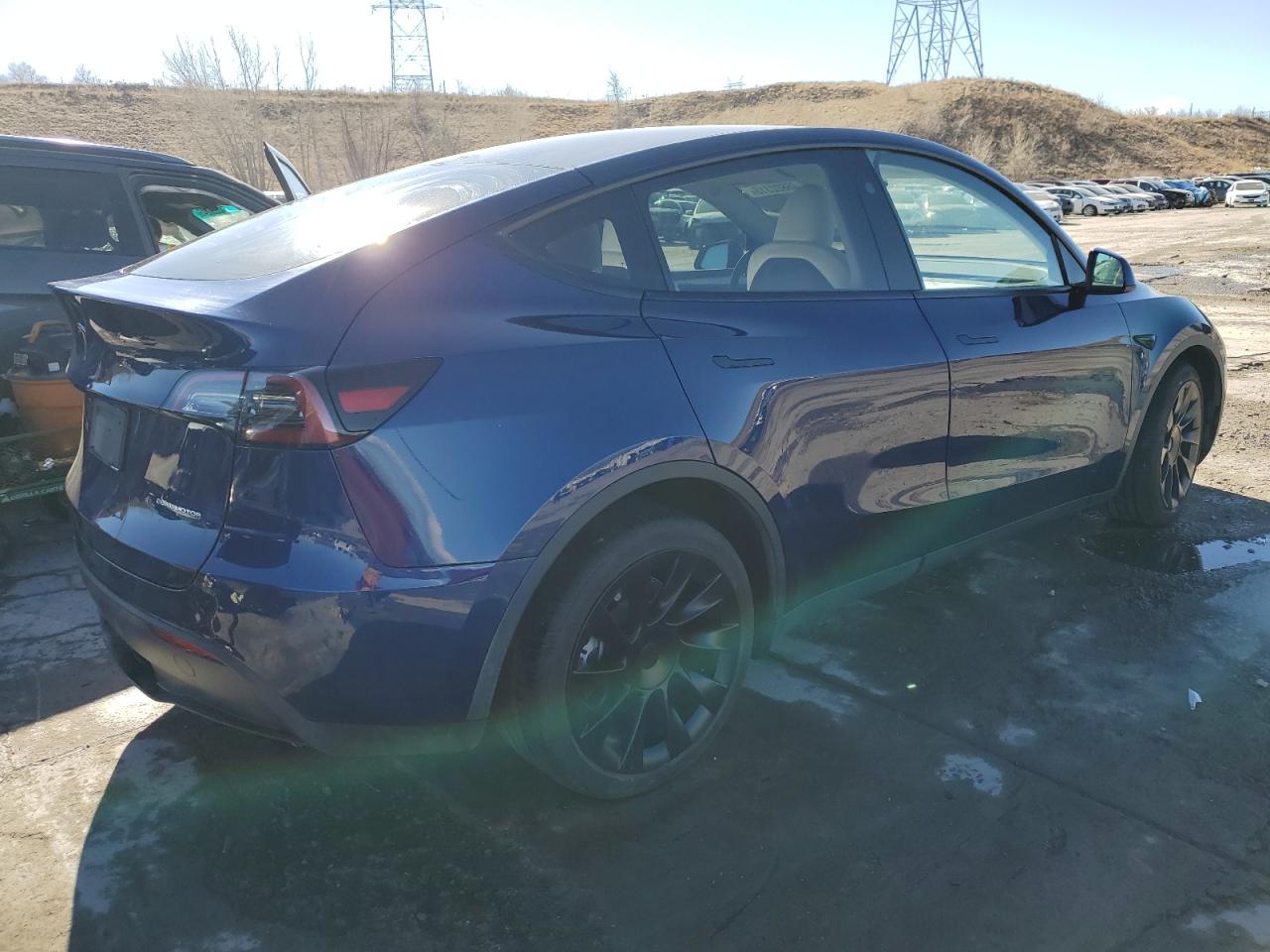 2023 TESLA MODEL Y  VIN:7SAYGDEE2PF872902