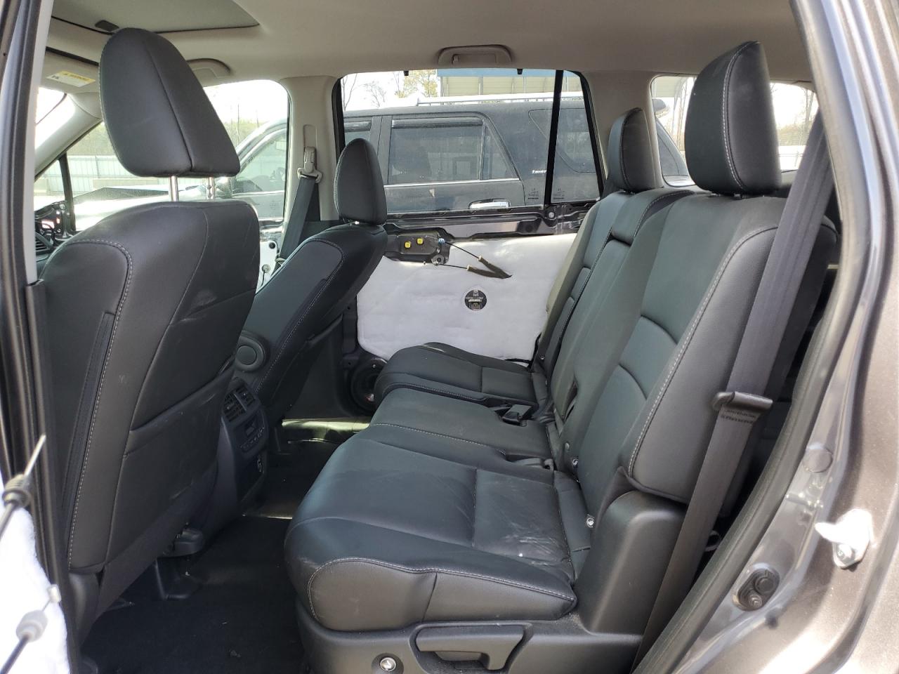2022 HONDA PILOT SE VIN:5FNYF5H23NB023656