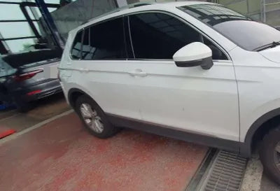 2020 Volkswagen Tiguan WVGZZZ5NZLW401018 VIN:WVGZZZ5NZLW401018