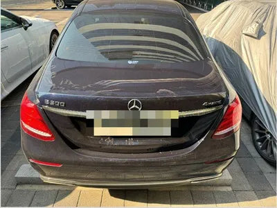 2018 Mercedes-Benz E 300 VIN: