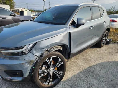 2019 Volvo XC40 VIN: