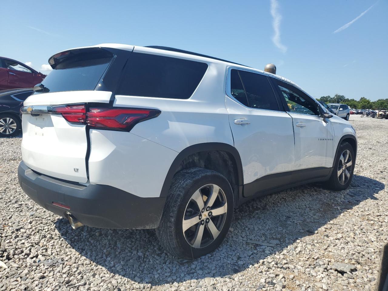 2023 CHEVROLET TRAVERSE LT VIN:1GNERHKWXPJ228689