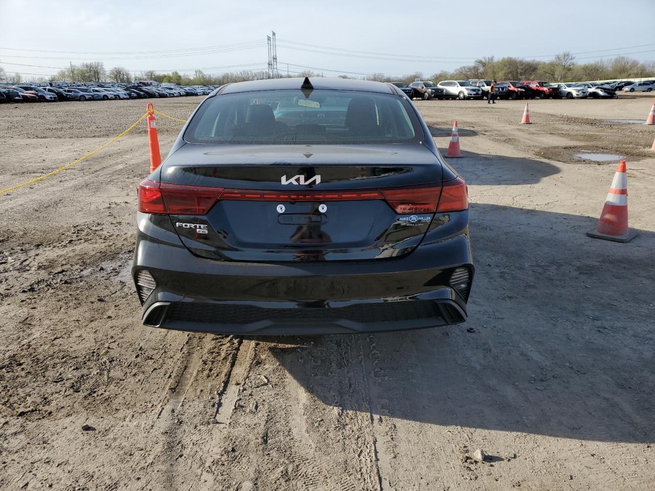 2024 KIA FORTE LX VIN:3KPF24ADXRE737885