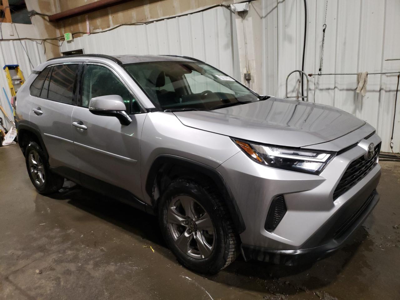 2024 TOYOTA RAV4 XLE VIN:2T3P1RFV5RC447338