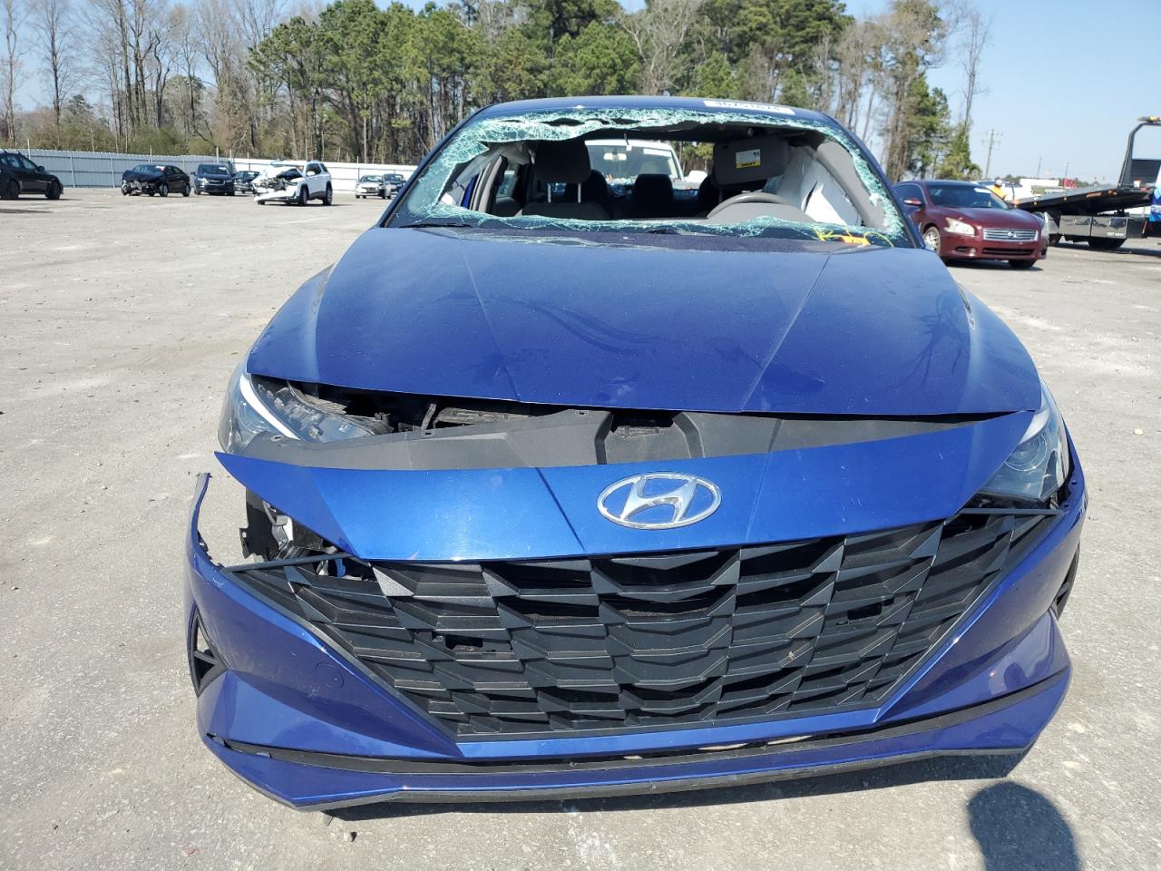 2022 HYUNDAI ELANTRA SEL VIN:KMHLM4AG5NU335092