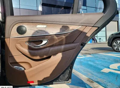 2017 Mercedes-Benz E 300 WDDZF4KB4HA192353 VIN:WDDZF4KB4HA192353