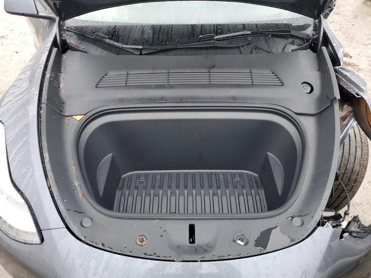 2023 TESLA MODEL Y  VIN:7SAYGDEE4PF870035