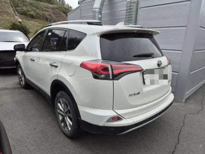 2018 Toyota RAV4 JTMYFREV2JD111380 VIN:JTMYFREV2JD111380