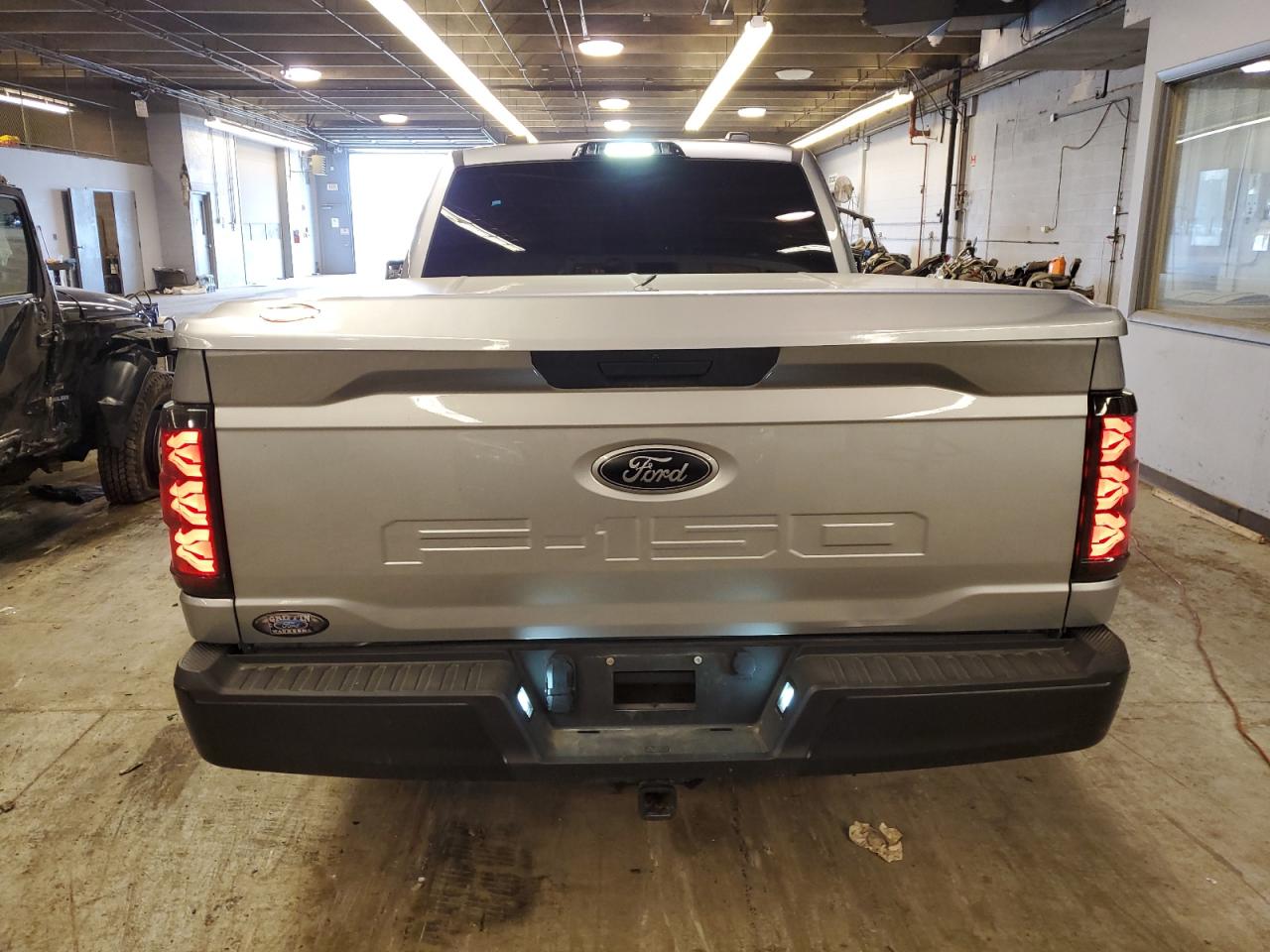 2022 FORD F150  VIN:1FTMF1C51NKF01004