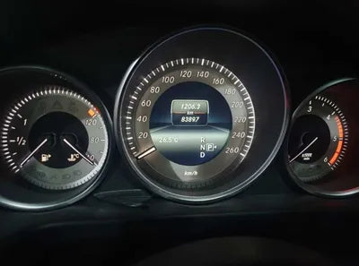 2014 Mercedes-Benz E 220 VIN: