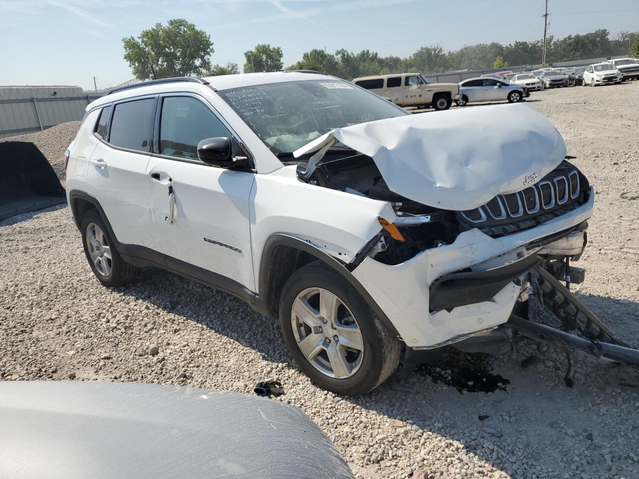 2022 JEEP COMPASS LATITUDE VIN:3C4NJDBB9NT111343