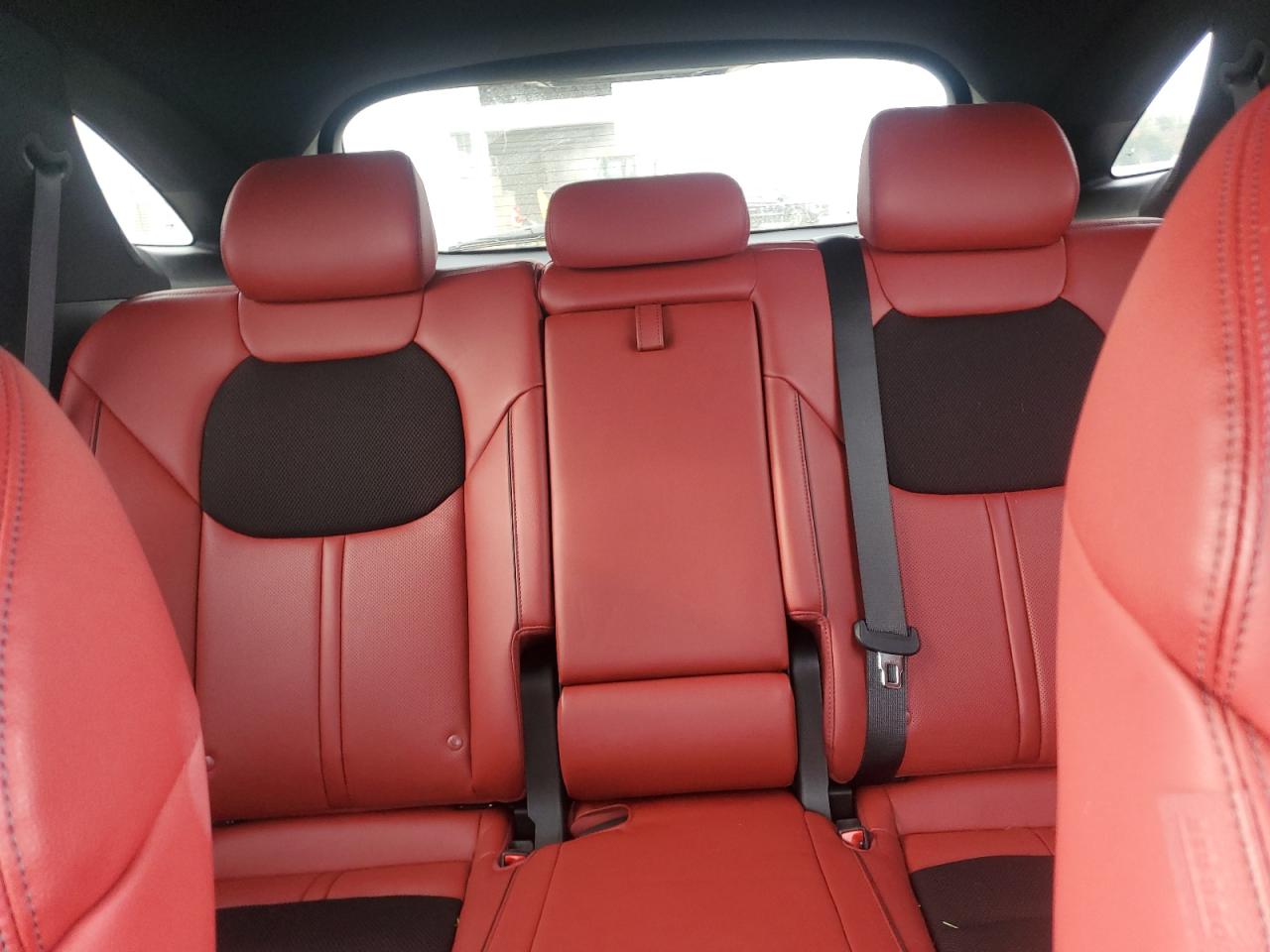 2023 GENESIS GV70 BASE VIN:KMUMADTB0PU091824