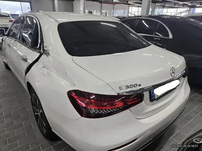 2021 Mercedes-Benz E 300 W1KZF5EBXMA886038 VIN:W1KZF5EBXMA886038