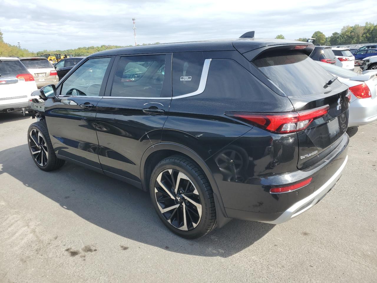 2022 MITSUBISHI OUTLANDER SE VIN:JA4J4UA87NZ088062