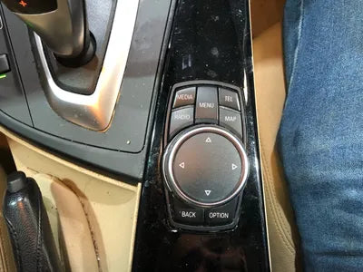 2016 BMW 3 Series WBA8C9106GK650105 VIN:WBA8C9106GK650105