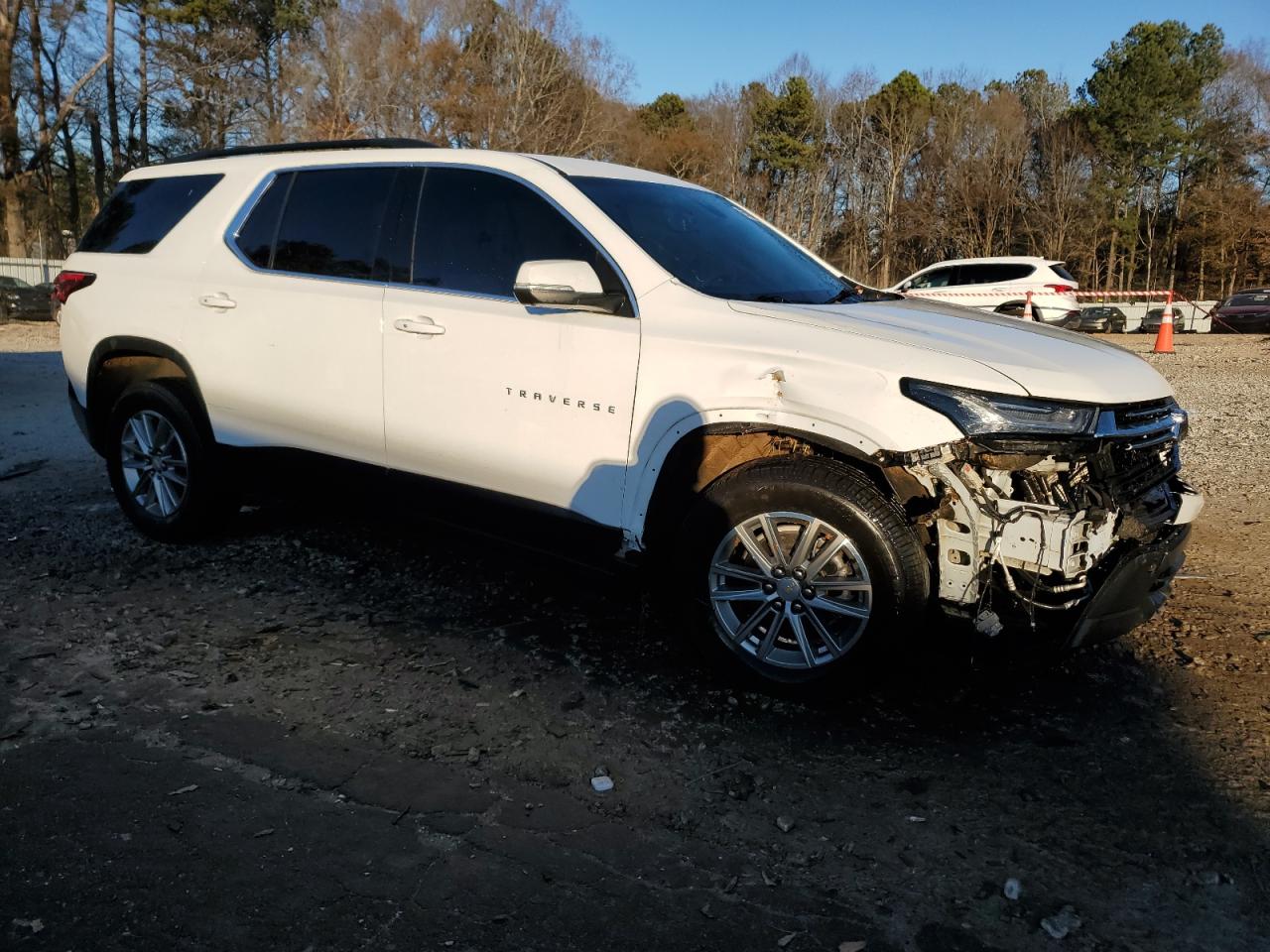 2022 CHEVROLET TRAVERSE LT VIN:1GNERGKW9NJ122502